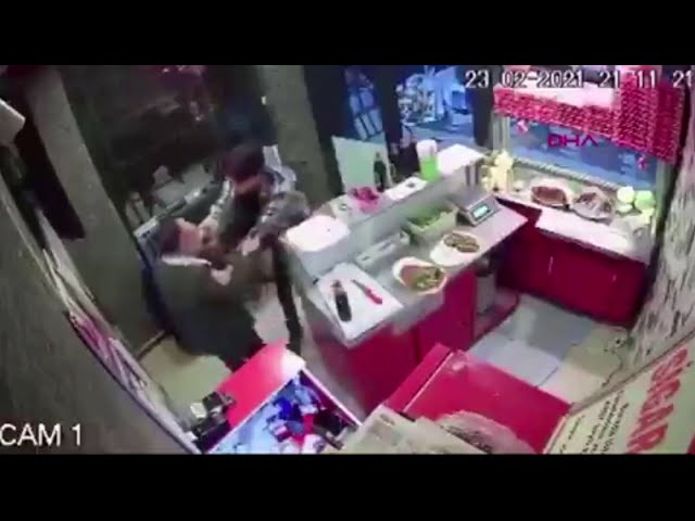 NPC Oblivion - Man Attacking Restaurant Employee because Food is too Spicy