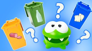 I giocattoli di Om Nom - Pulizia della casa e raccolta differenziata! Video per bimbi screenshot 4