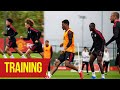 Training | Skills in the rondos and finishing drills | Manchester United