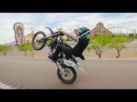 BikeLife (Motorcycle Stunts & Tricks) 