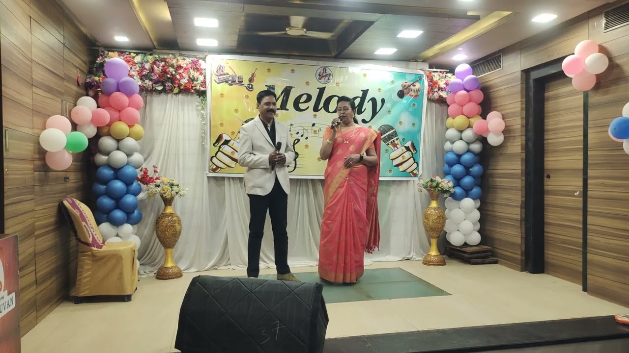 Chup gaye saare by Anajali and Chandrkant