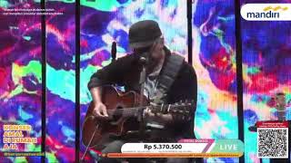 Iwan fals - ibu (konser amal bank mandiri)