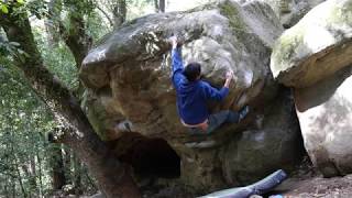 Castle Rock Bouldering: Coz Daddy (V6)