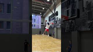 Insane Cole Anthony Dunk