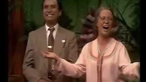Wieteke Van Dort & Guus Becker   Krontjong Kemajoran