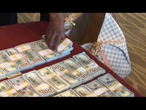 floyd-mayweather-pays-$4.8-million-cash-for-koenigseggtrevita-sports-car