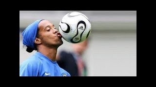 مهارات الساحر Ronaldinho رونالدينهوم في المباريات والصلات على اغنية اجنبية