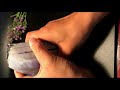 也木西翡翠 30000元买到一块翡翠原石 幸运地切出一条紫罗兰手镯！