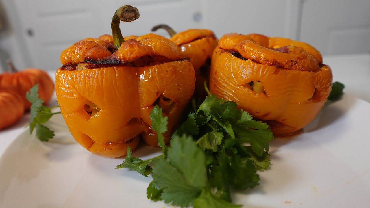 🌶️ Juicy Stuffed Bell Peppers with Beef & Pasta — So Flavorful!