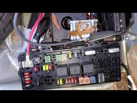 2006 Chrysler 300 Cigarette Lighter Fuse, Power Outlet Fuse Location