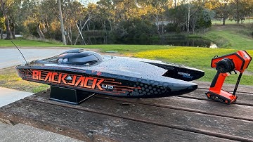 ProBoat Blackjack 42…..90klm per hour blow over 😲