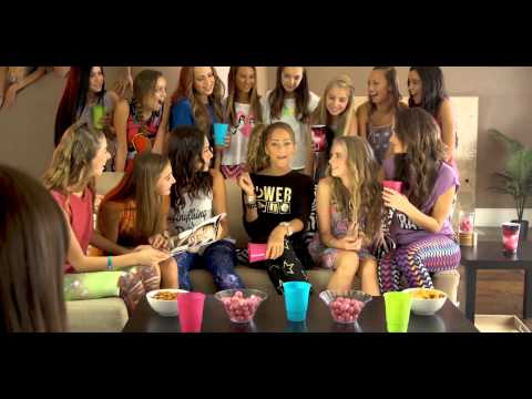 Skylar Stecker - Rooftop