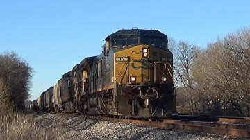 CSX 12 Spirit of Louisville w/ New K5LA Leads Manifest Q515-19 on 2/19/22