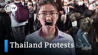 Thailand charges protesters for insults against the monarchy | DW News