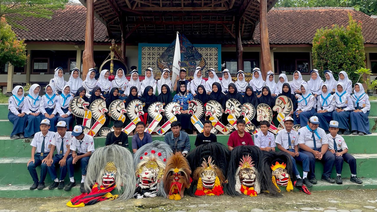 Kesenian Barongan, Bujang Ganong, Jaranan SMP Negeri 2 Tunjungan