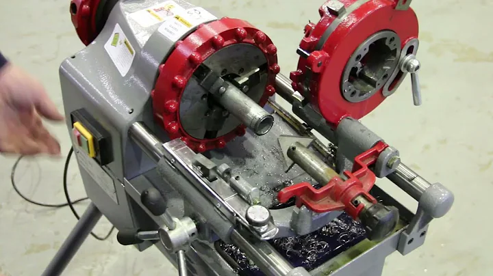 How to use a Pipe Threading Machine (R2 Excel Machine Tools)