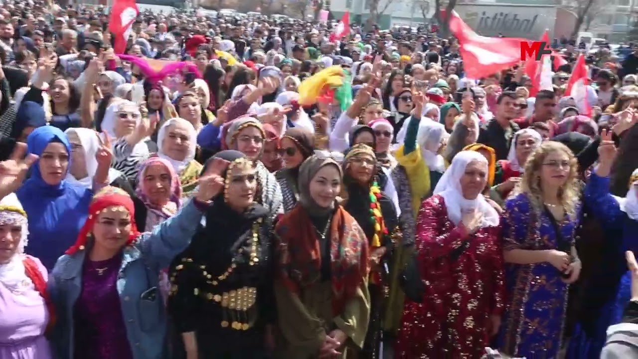 KONYA'DA COŞKOLU NEWROZ KUTLAMASI