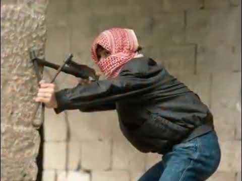 اغنية أيد بتخلع جواسيس وايد بتزرع حريه