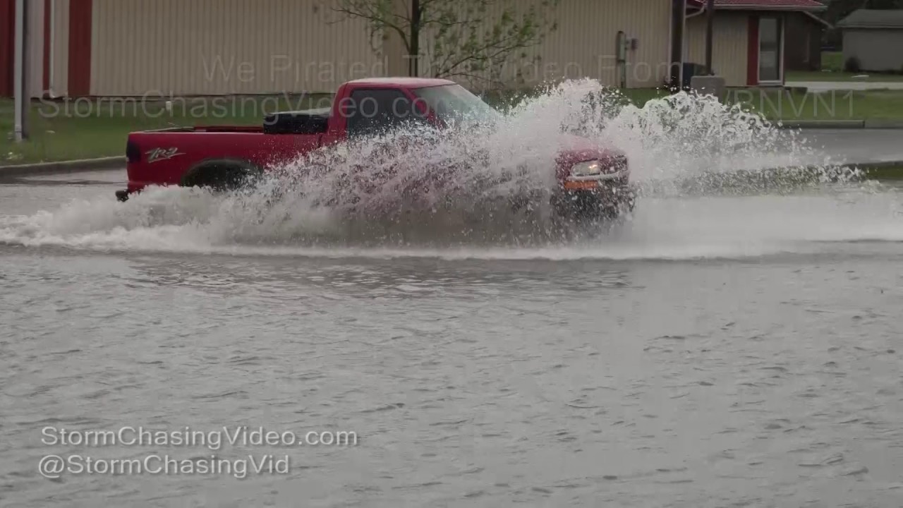 Southern IL Sinkhole & Major Flooding - 5/1/2017