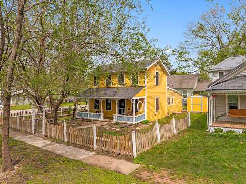 1100 New York St., Lawrence, KS home video tour