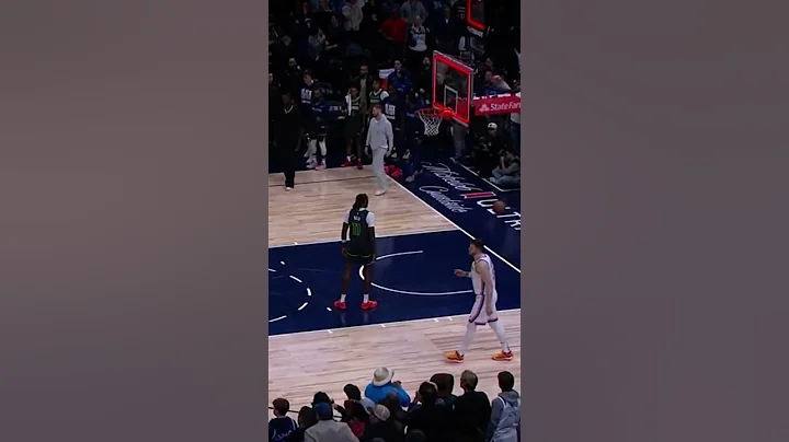 Jalen Williams Sinks An UNREAL Half-Court Shot At The Buzzer 🤯#nba #oklahomacitythunder