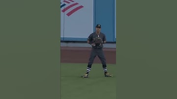 Julio Rodríguez almost threw away the All-Star ball Liam Hendriks wanted to keep 🤣🤣🤣