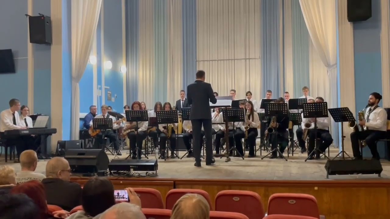 Albert Alva “Beautiful flower”, Big band Криворізького музичного коледжу