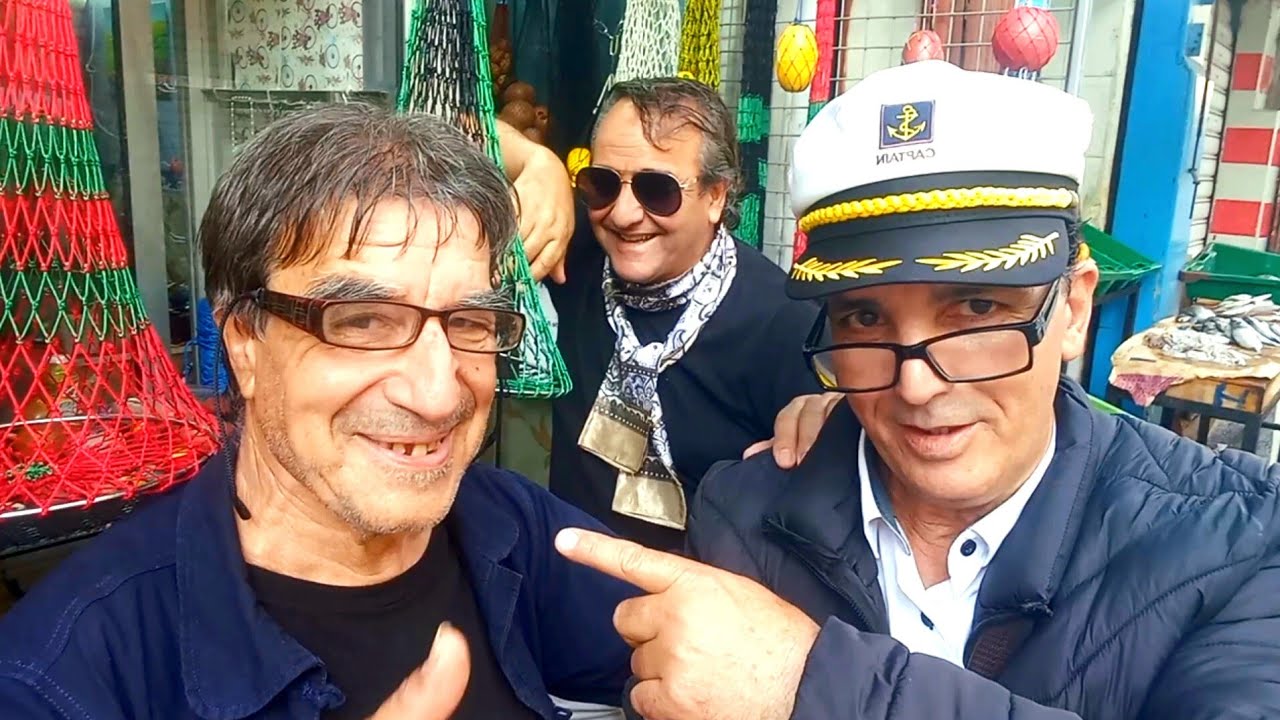 Tissage de Filets en tout genre avec l'artiste  bedjaoui Abdelkader Melaoui