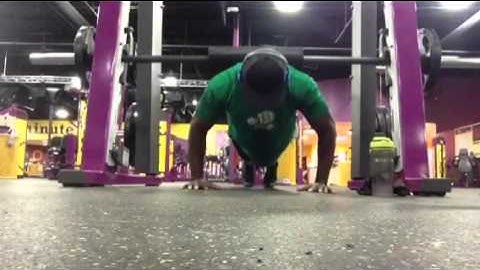 Weighted Push Ups Smith Machine BarXam Fitness