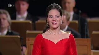 Regula Mühlemann: Rejoice greatly, O daughter of Zion  G. F. Handel (The Messiah)