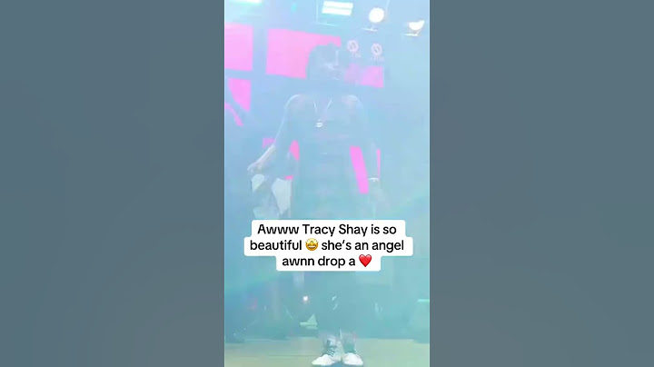 Tracy shay performance alongside Wendy Shay