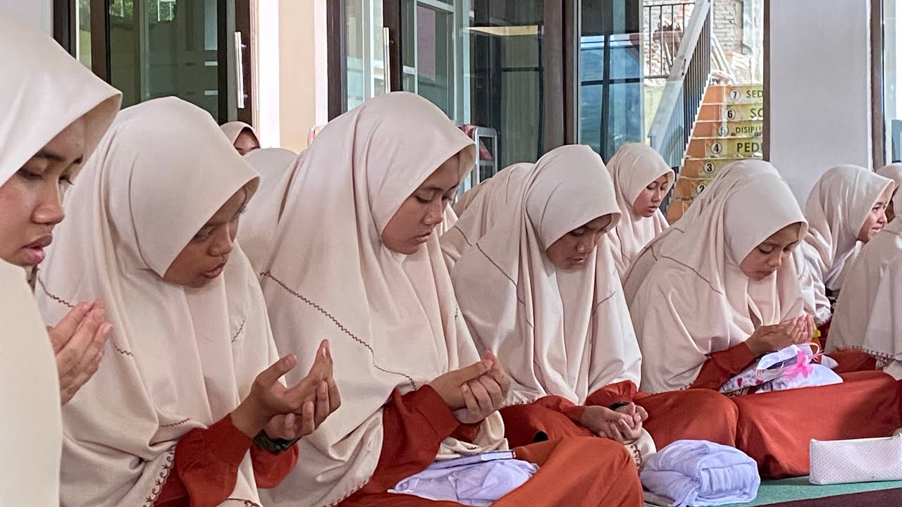 Tahfidz On The Street Pt. 03 | Mahad Al Izzah Batu