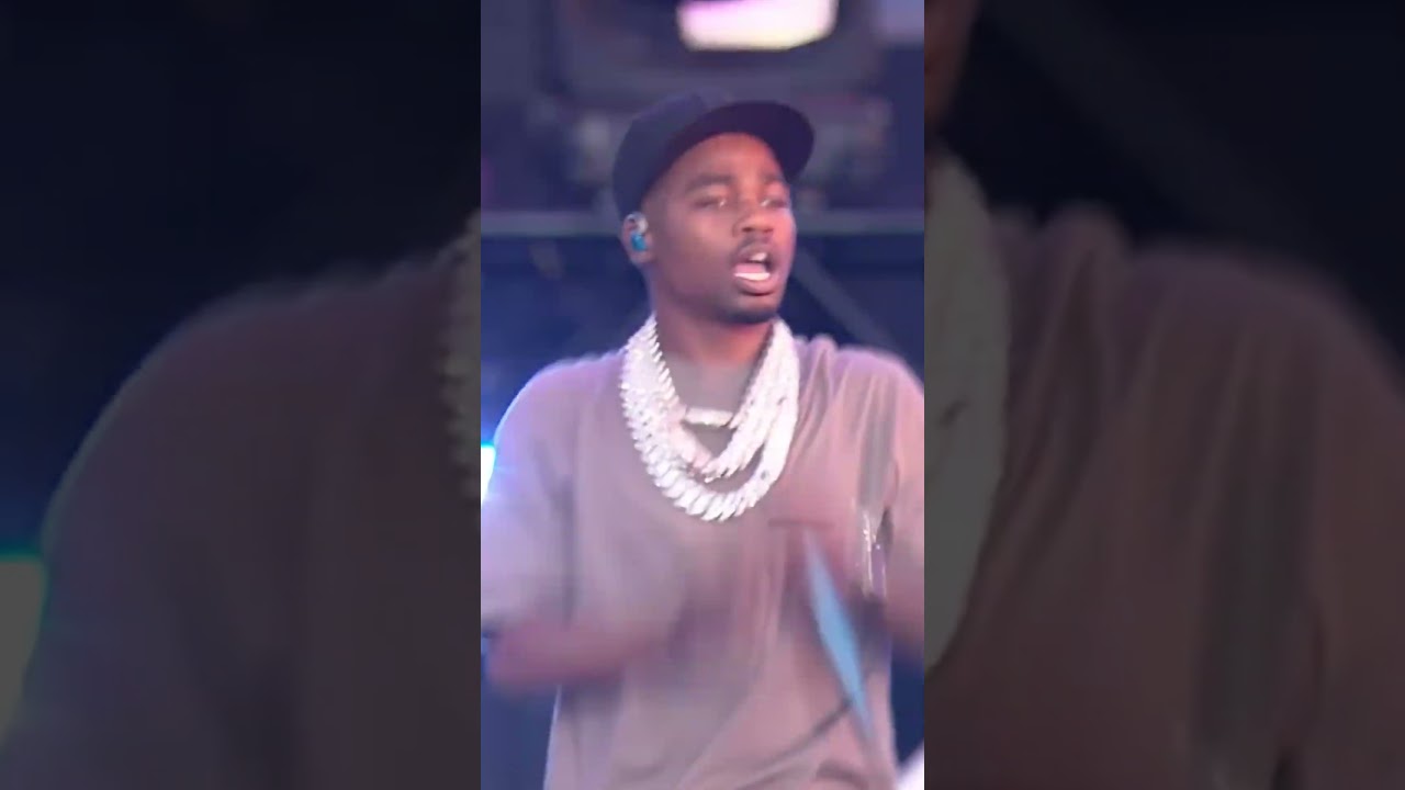When CROWD don't let RAPPERS sing!😲#shorts #music