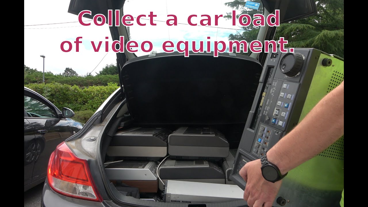 Road trip to collect some fascinating video equipment, work on a rare professional D9/Digital-S.