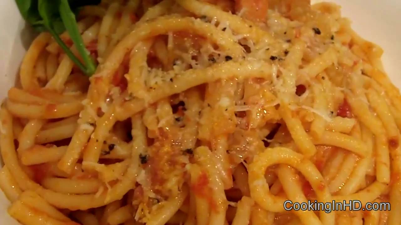 Bucatini all'Amatriciana with Guanciale and Pecorino Romano YouTube