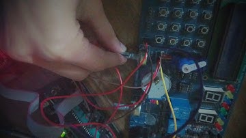 Servo with ADC - Atmega32