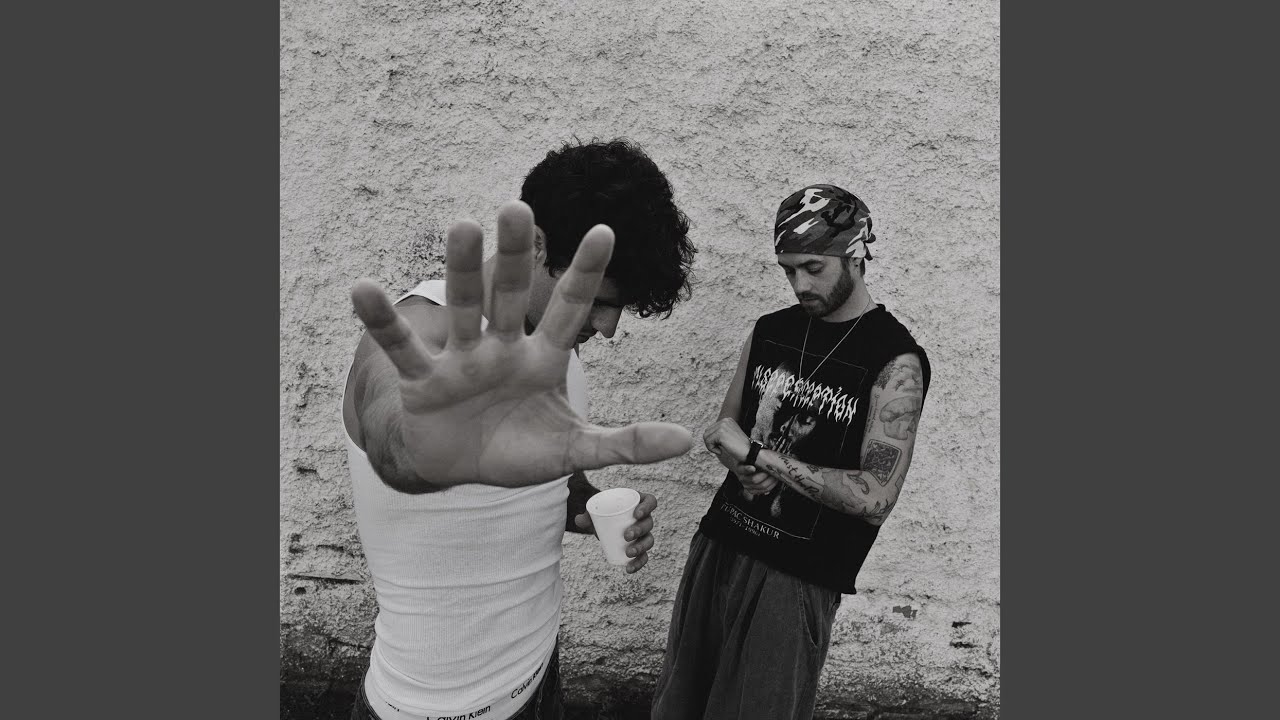 在 YouTube 上觀看「Wait」 在 YouTube 上觀看「Wait」