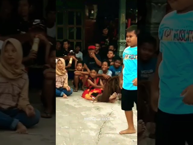 Gara Gara bujang ganong kembar kentong pongge gegeran #shorts #short #viral #trending #bujangganong class=