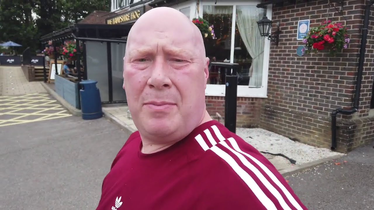 Hampshire Hog Hotel, Clanfield.