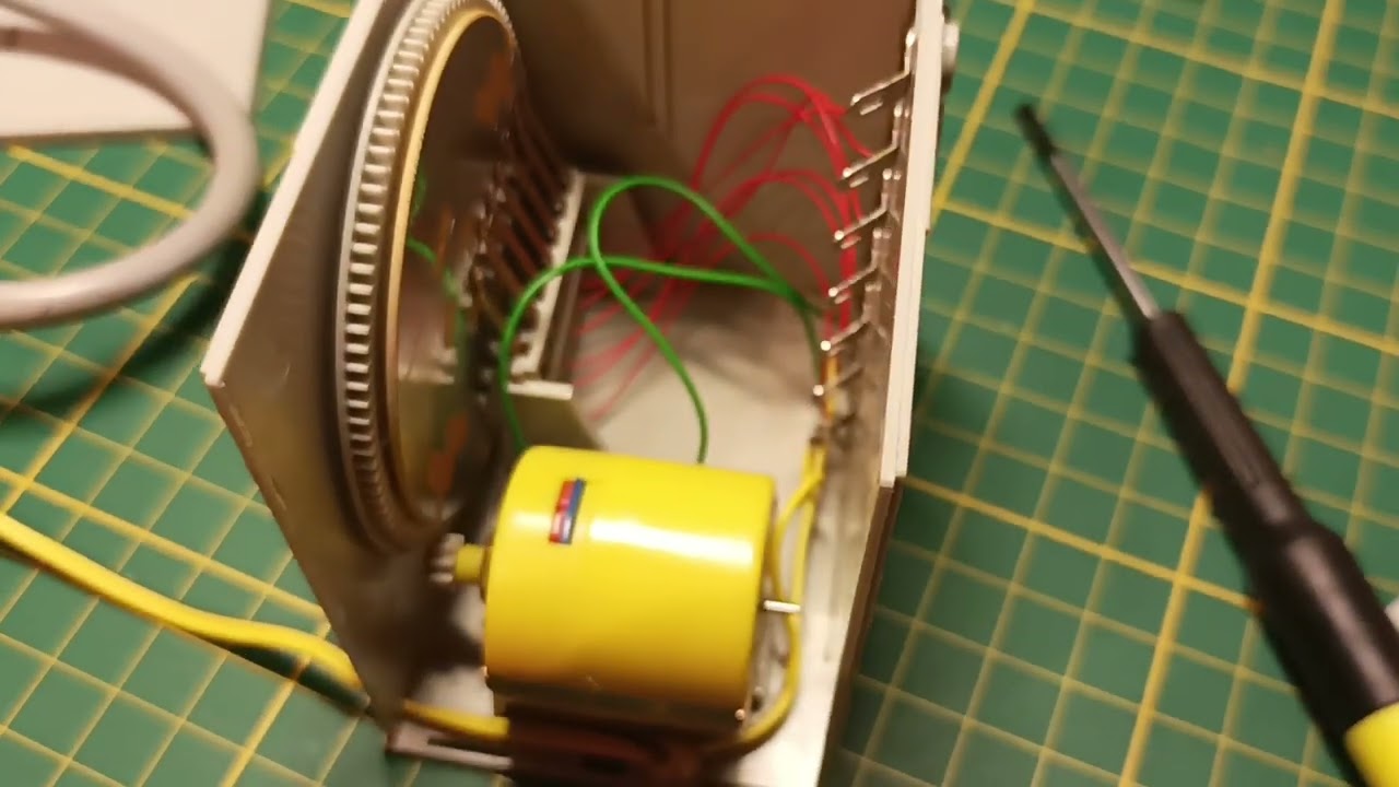 MODELLEISENBAHN, FUNKTION DES KIRMES STEUERGERÄT FALLER 632.