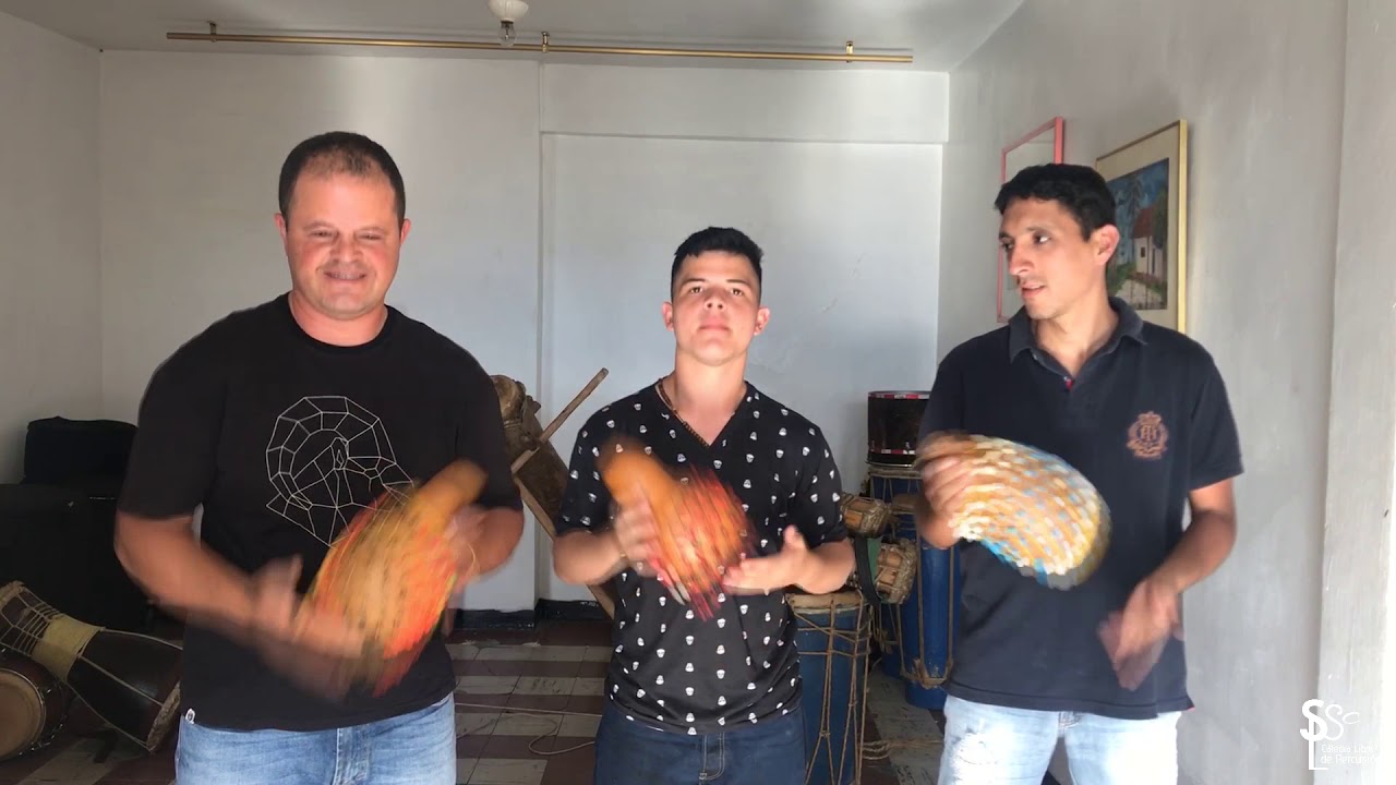 Cómo tocar Güiro o shekere con campana