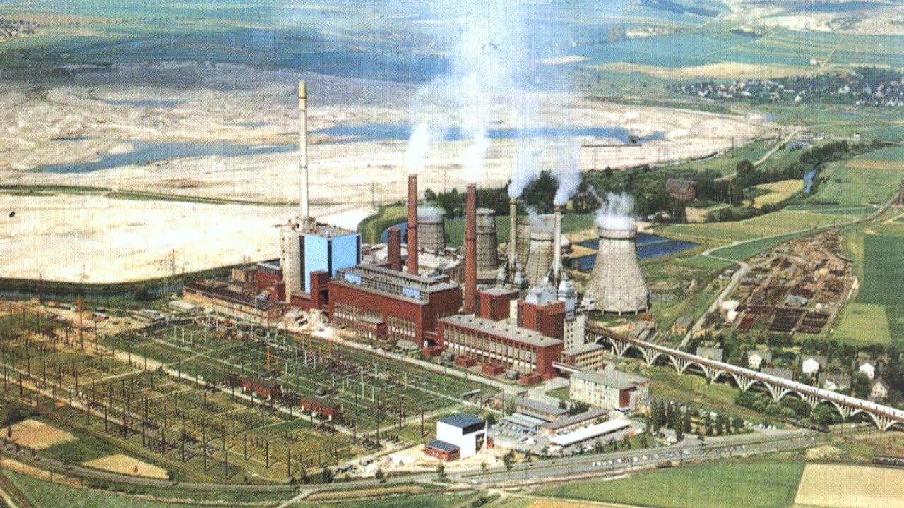 Borken ( Hessen ) : Das ehemalige Braunkohle Kraftwerk von 1922 bis 2008  Dokumentation