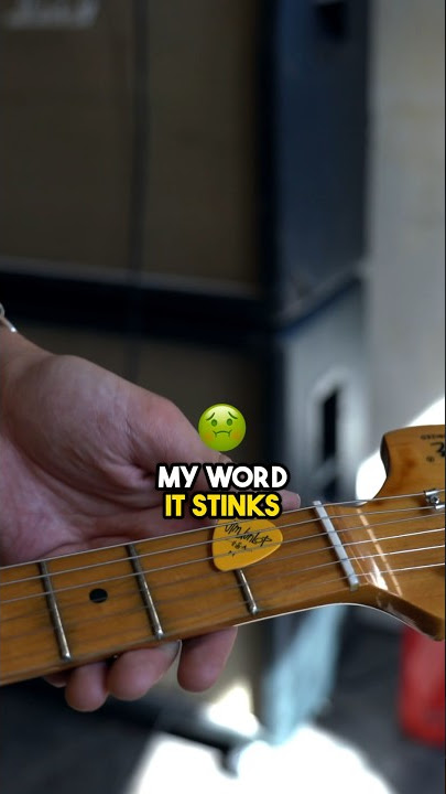 Download lagu The Jimi Hendrix Strat ‘cigarette burn’ w/ Sam Simmonds