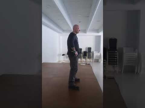 Sesión de Chi Kung Terapeutico. Dia internacional del cancer. タイ チキンライス