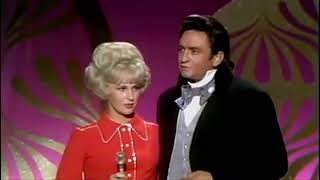 Stand By Your Man - Tammy Wynette (Johnny Cash Present Live)