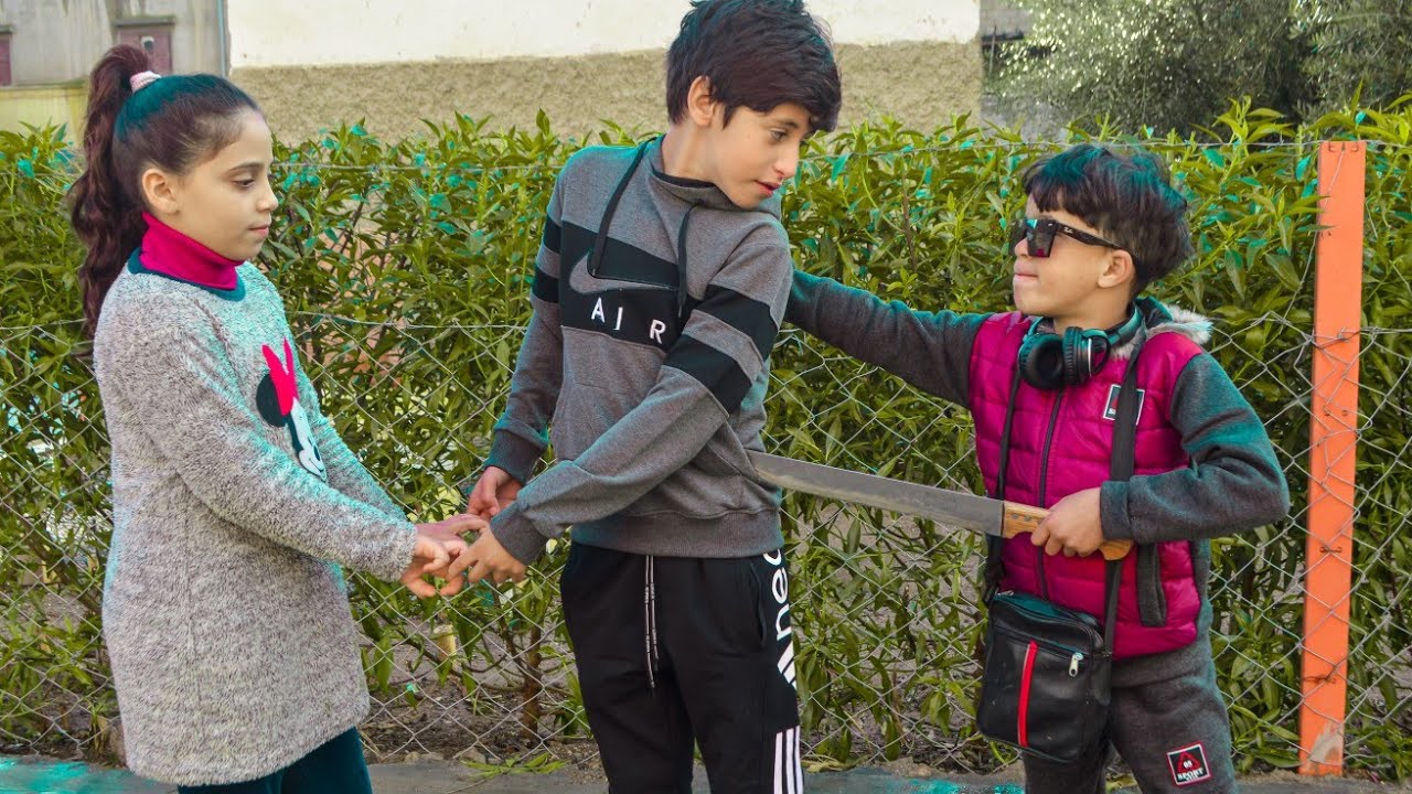 فيلم قصير:أحبها وهو صغير وعندما كبر...(نهاية حزينة)