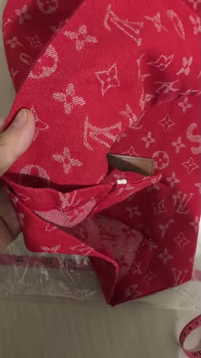 Supreme Louis Vuitton is NOT SOLD OUT + Unboxing 