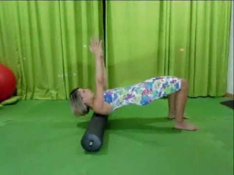 Dani Meneses - Pilates com Rolo - YouTube