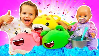 Червячки и гусеницы 🐛😂 Игры для детей в куклы Беби Бон и игрушки