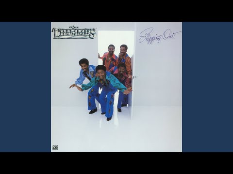 Putar Loveland - The Trammps